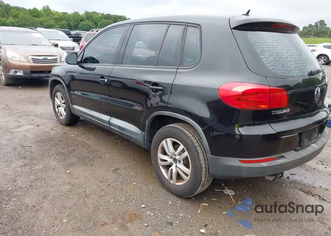 2013 Volkswagen Tiguan S z USA, uszkodzony, nr VIN WVGAV7AX6DW544544